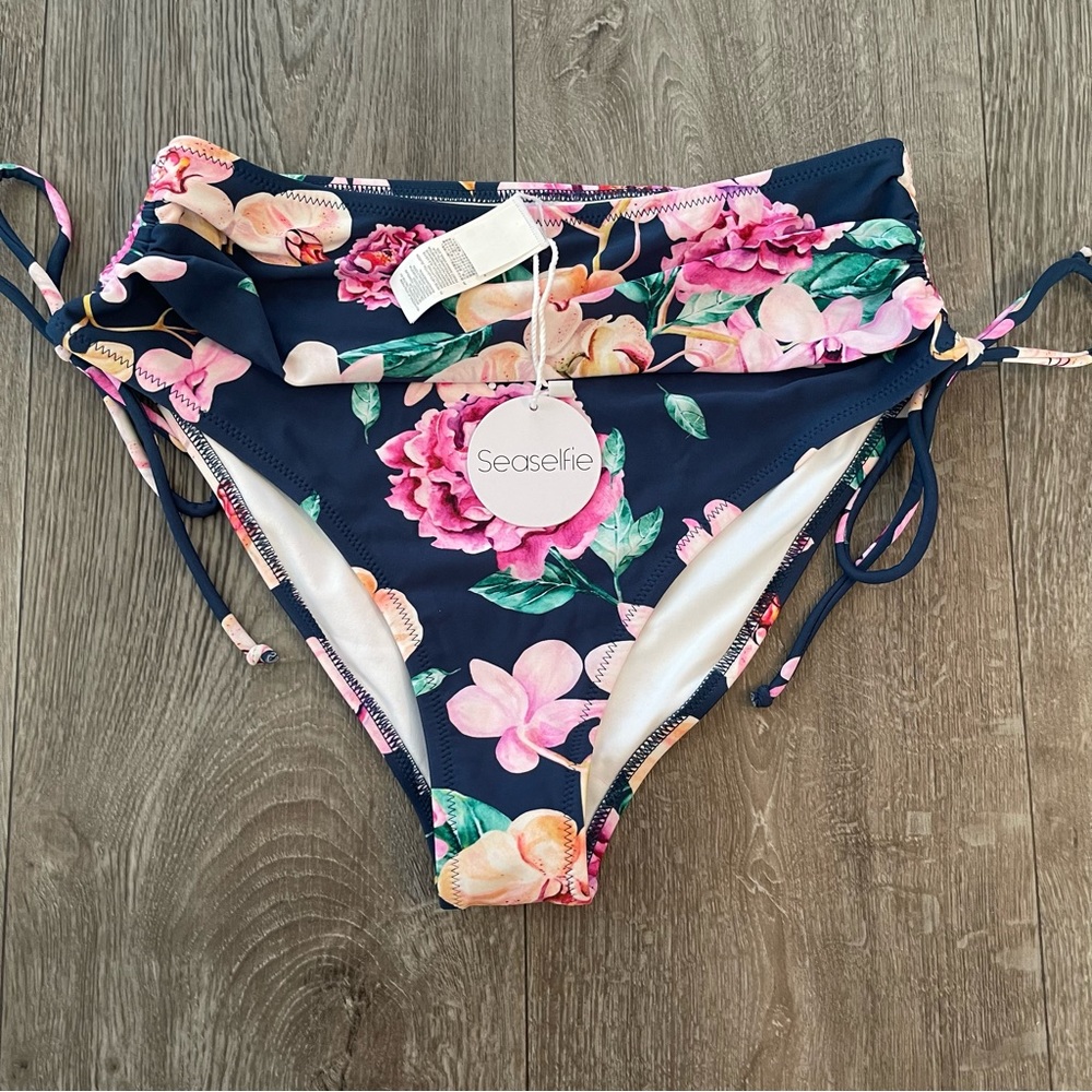 New Blue Floral Swim Bathing Suit Bikini Bottoms Size Medium